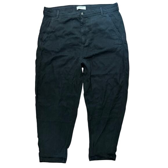 NWOT Everlane The Utility Barrel Pant in Buttersoft Black Size 16 - Picture 4 of 8